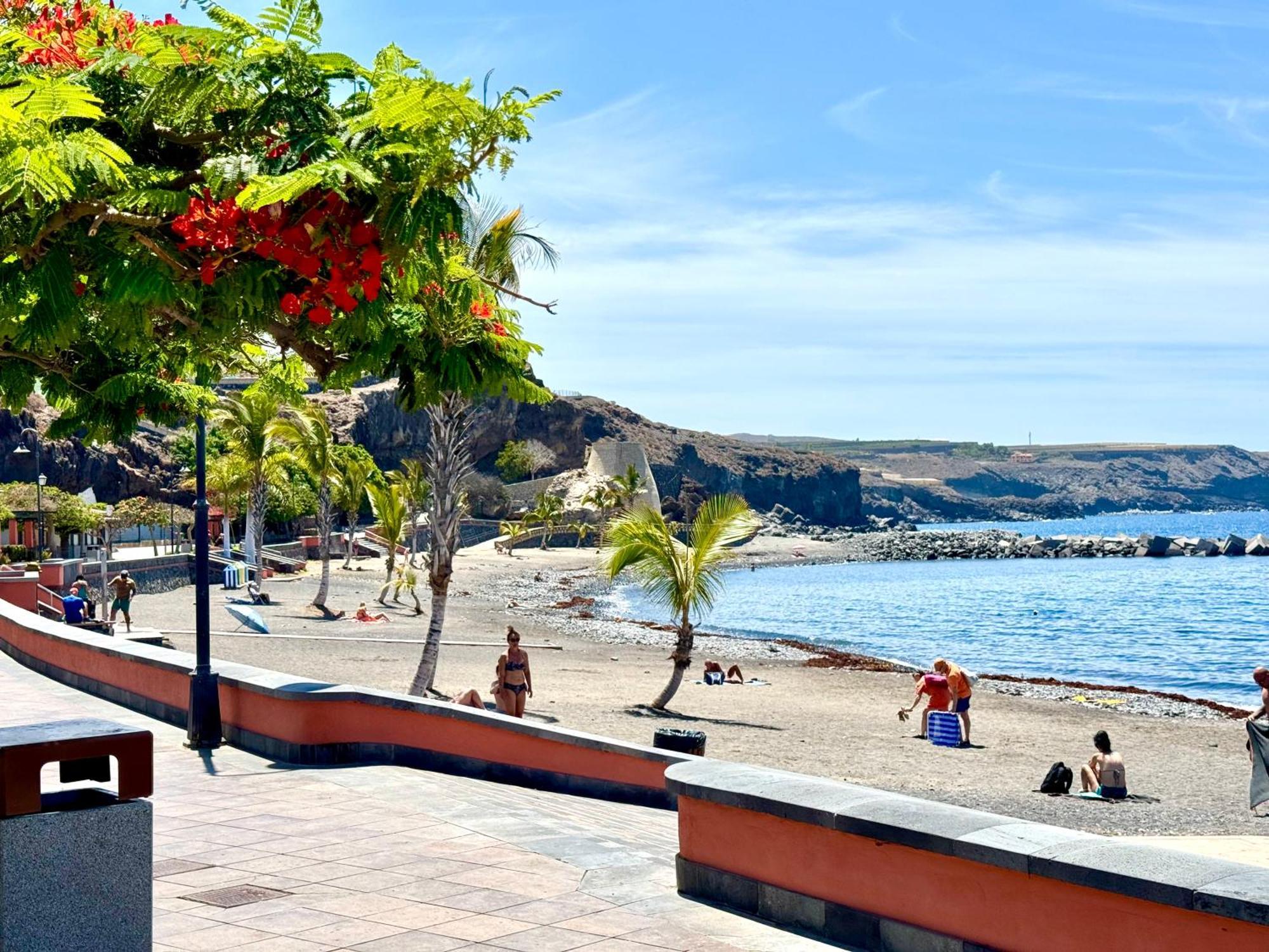 Number 5 At The Marina, Playa San Juan, South Tenerife Dış mekan fotoğraf